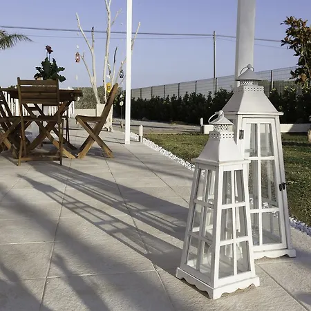 Quattro Palme מרינה די רגוזה