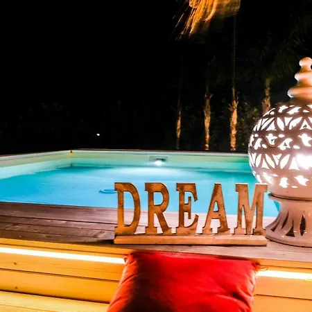 Quattro Palme * מרינה די רגוזה