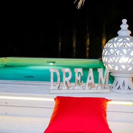 Quattro Palme * מרינה די רגוזה