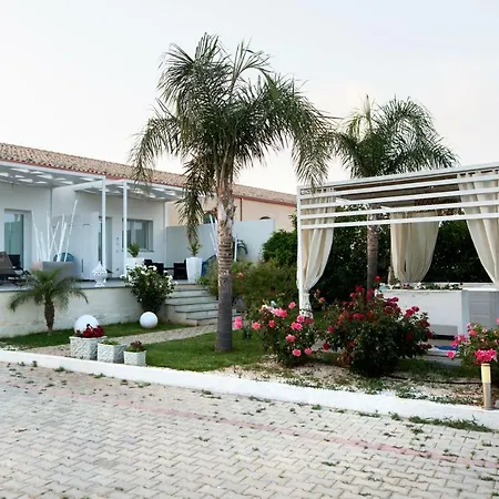 בית נופש Quattro Palme *