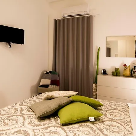 Quattro Palme מרינה די רגוזה