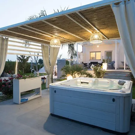 Quattro Palme מרינה די רגוזה